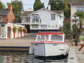 Tracara Cottage
